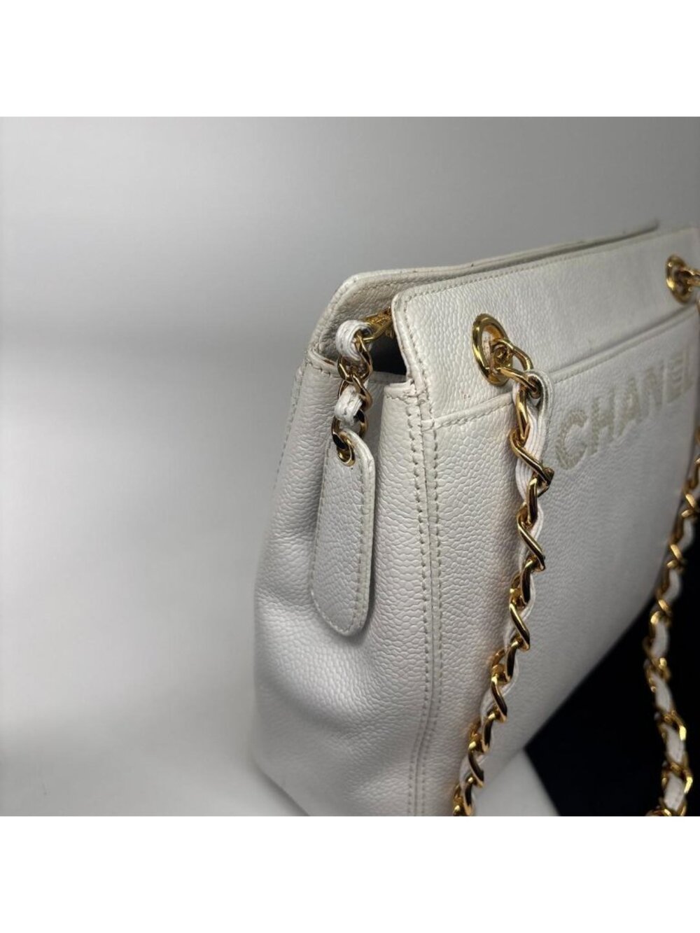 Chanel Logo Caviar Leather Chain Shoulder Bag Gold - Picture 10 of 13